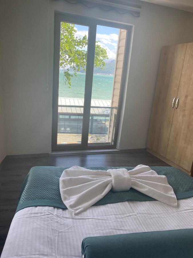Kroisos Lake Resort Hotel Egirdir Bagian luar foto